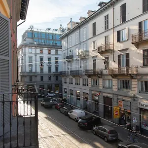 Youhosty - Mercato Big 16 , Milano Italia